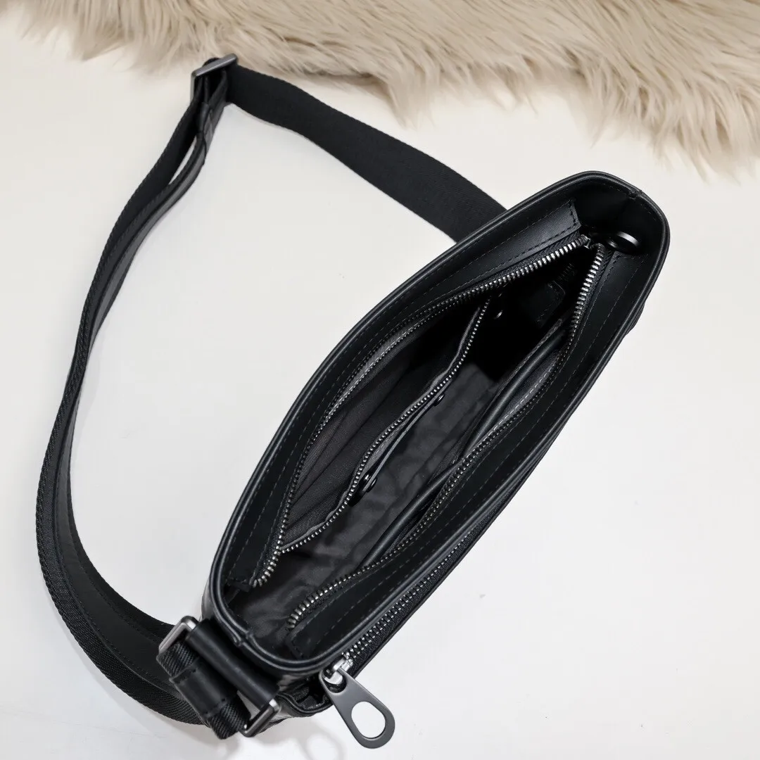 All categories 💚 Top version men’s bags 💚 BV 2024 new BV crossbody bag
